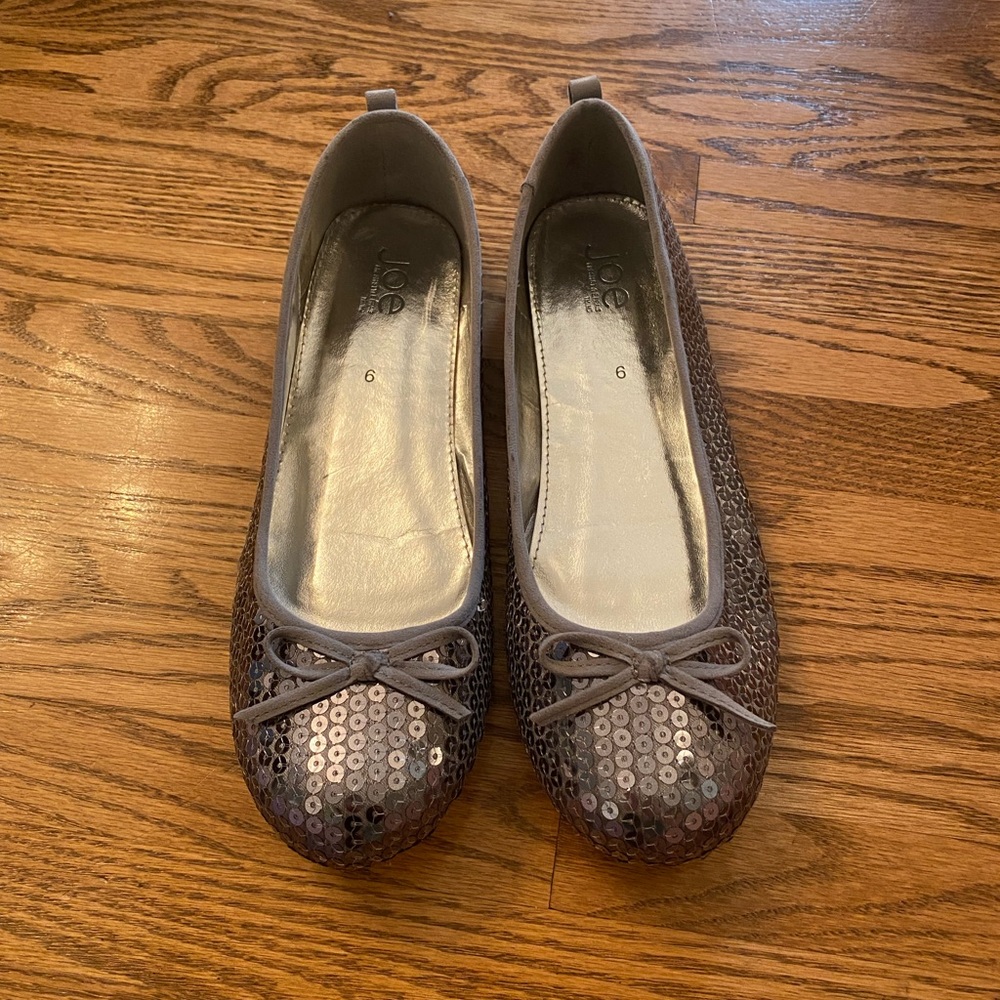 Super cute flats from Joe fresh. Barely worn, perfect condition